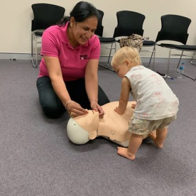 mum and child doing a Parenting first aid awareness course