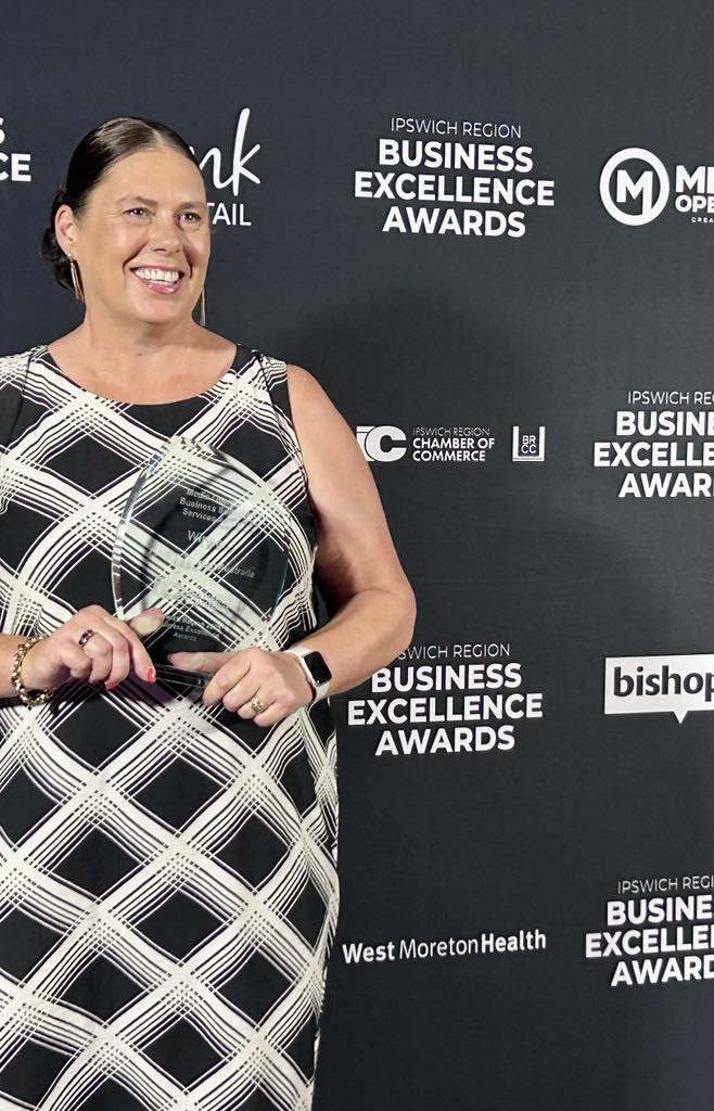 Director Sarah Shaw with Business support Service Award at the Ipswich Chamber of Commerce Gala Dinner