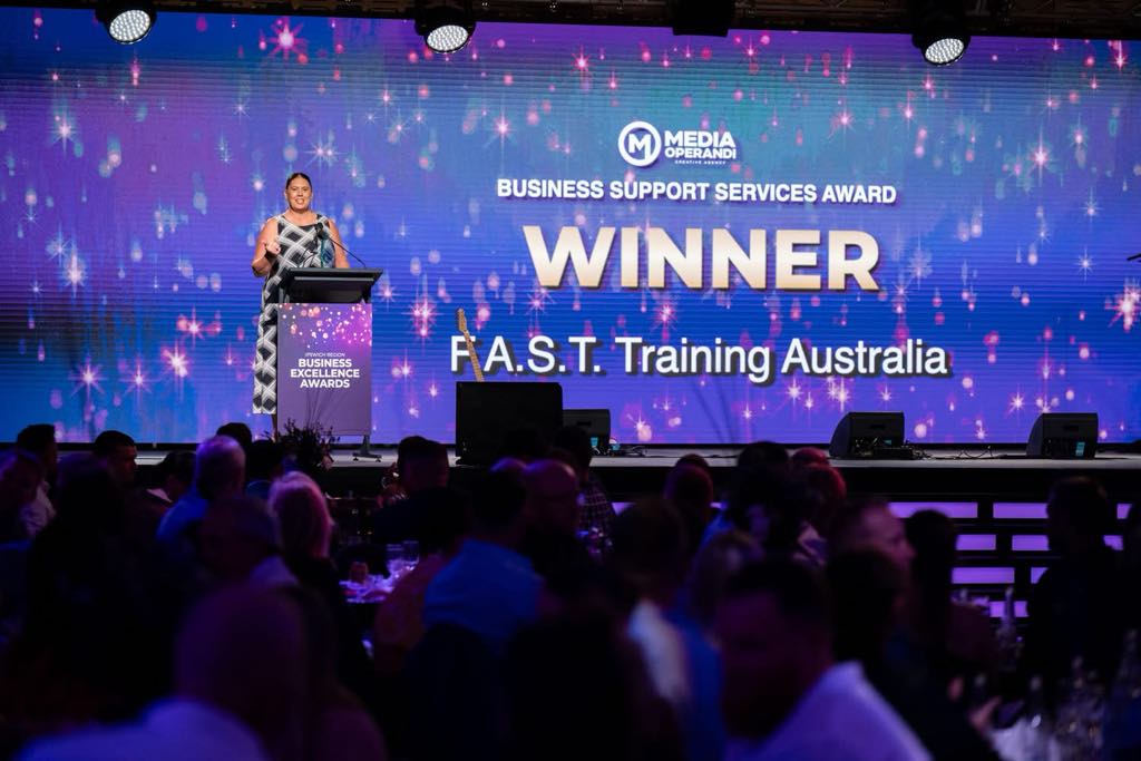 Sarah Shaw, Director receiving Best Business Service Support Award