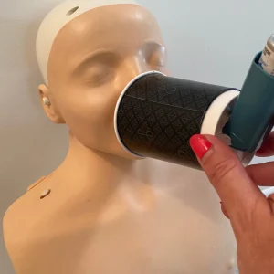 Using a Ventolin Spray with spacer