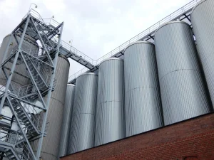silos-at-a-brewery